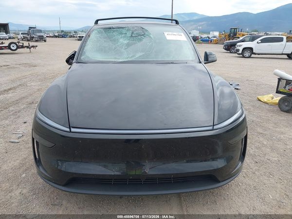 2026 TESLA MODEL Y
