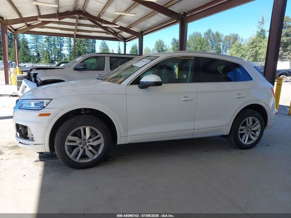 2020 AUDI Q5 quattro Premium
