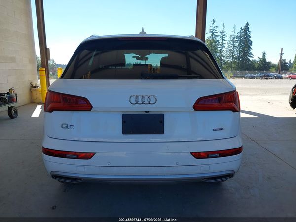 2020 AUDI Q5 quattro Premium