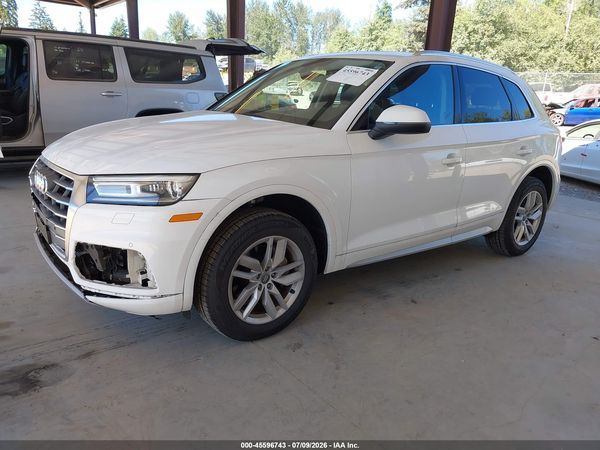 2020 AUDI Q5 quattro Premium