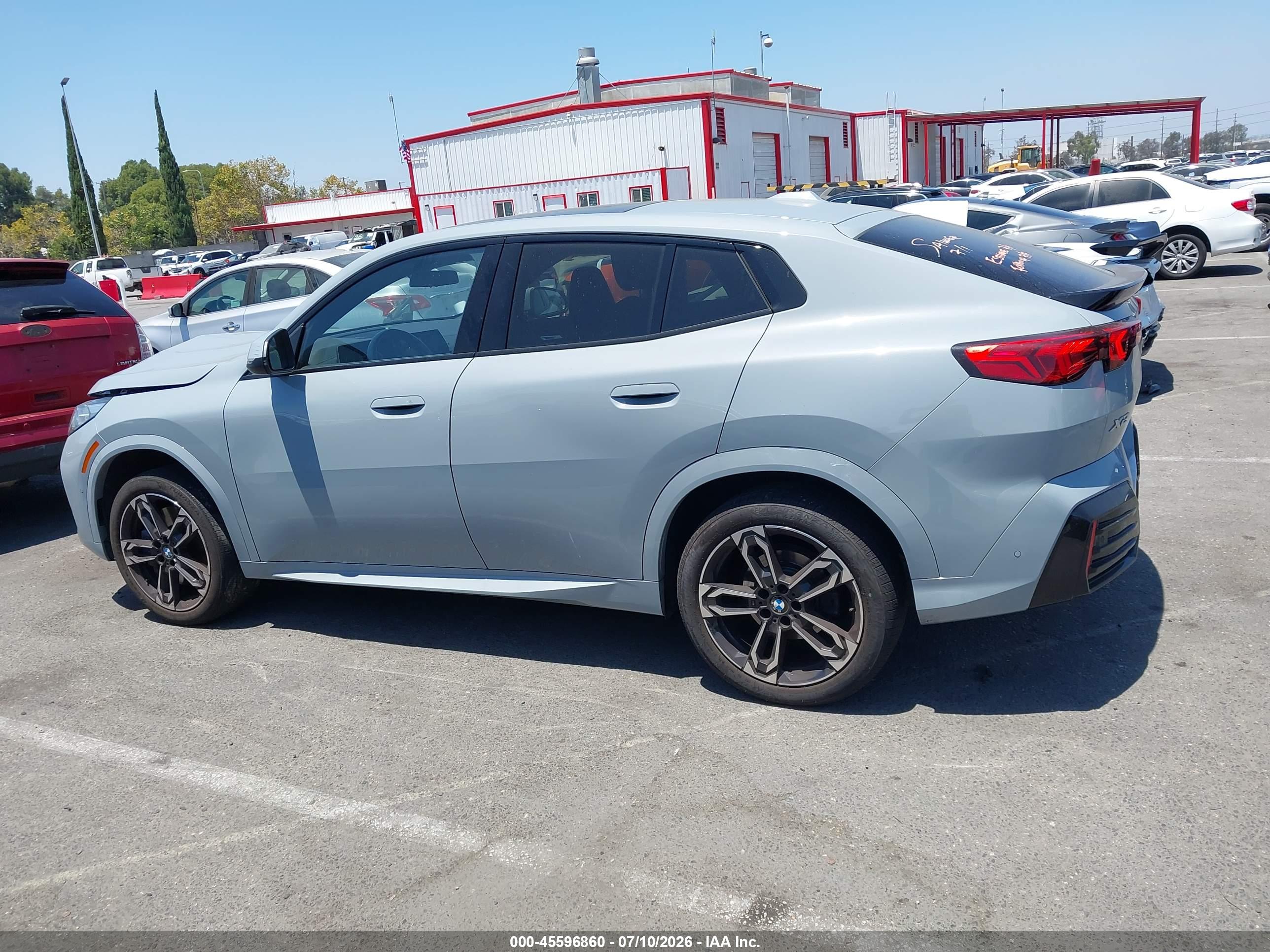 2025 BMW X2 XDRIVE28I