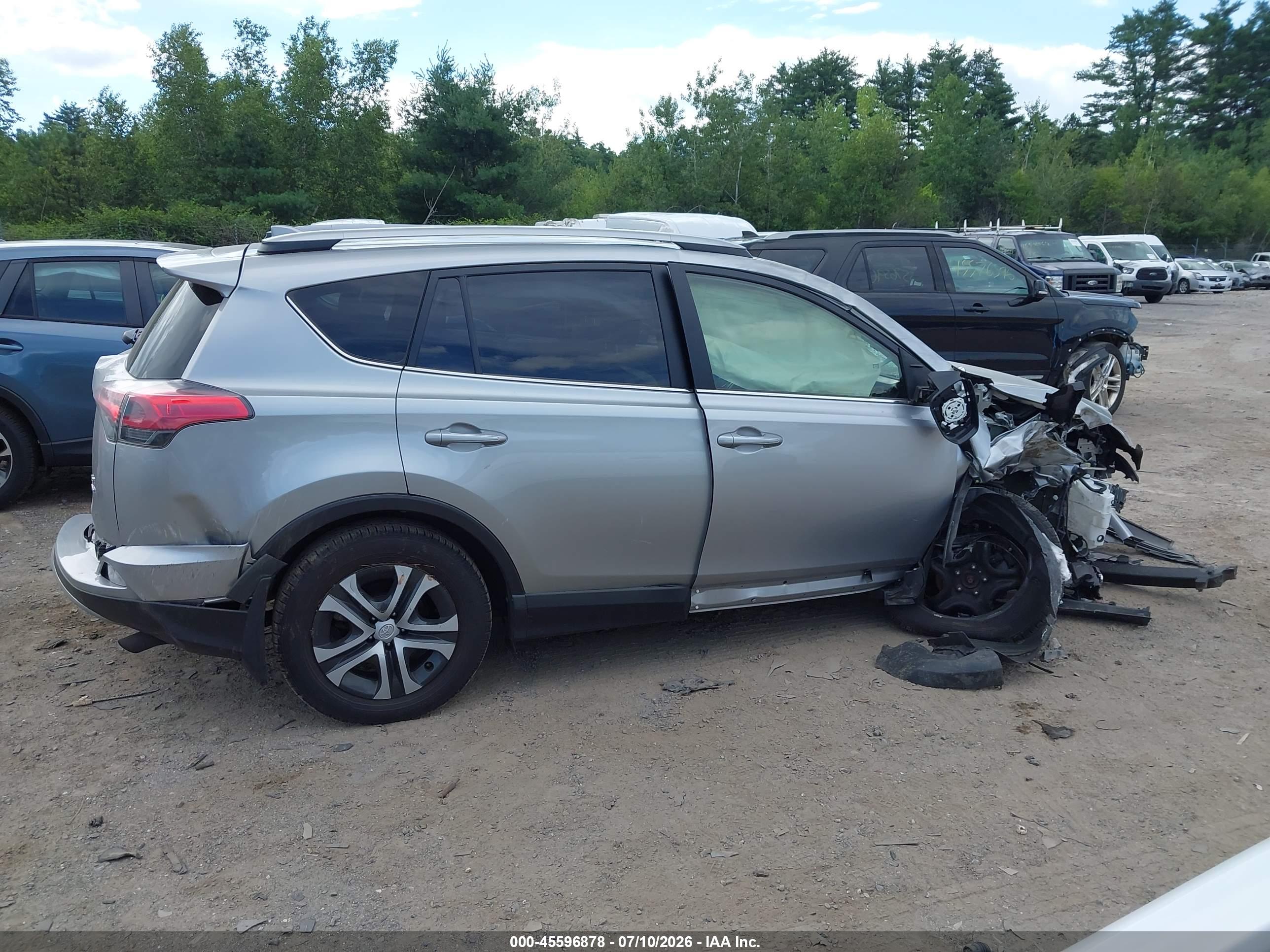 2018 TOYOTA RAV4 LE
