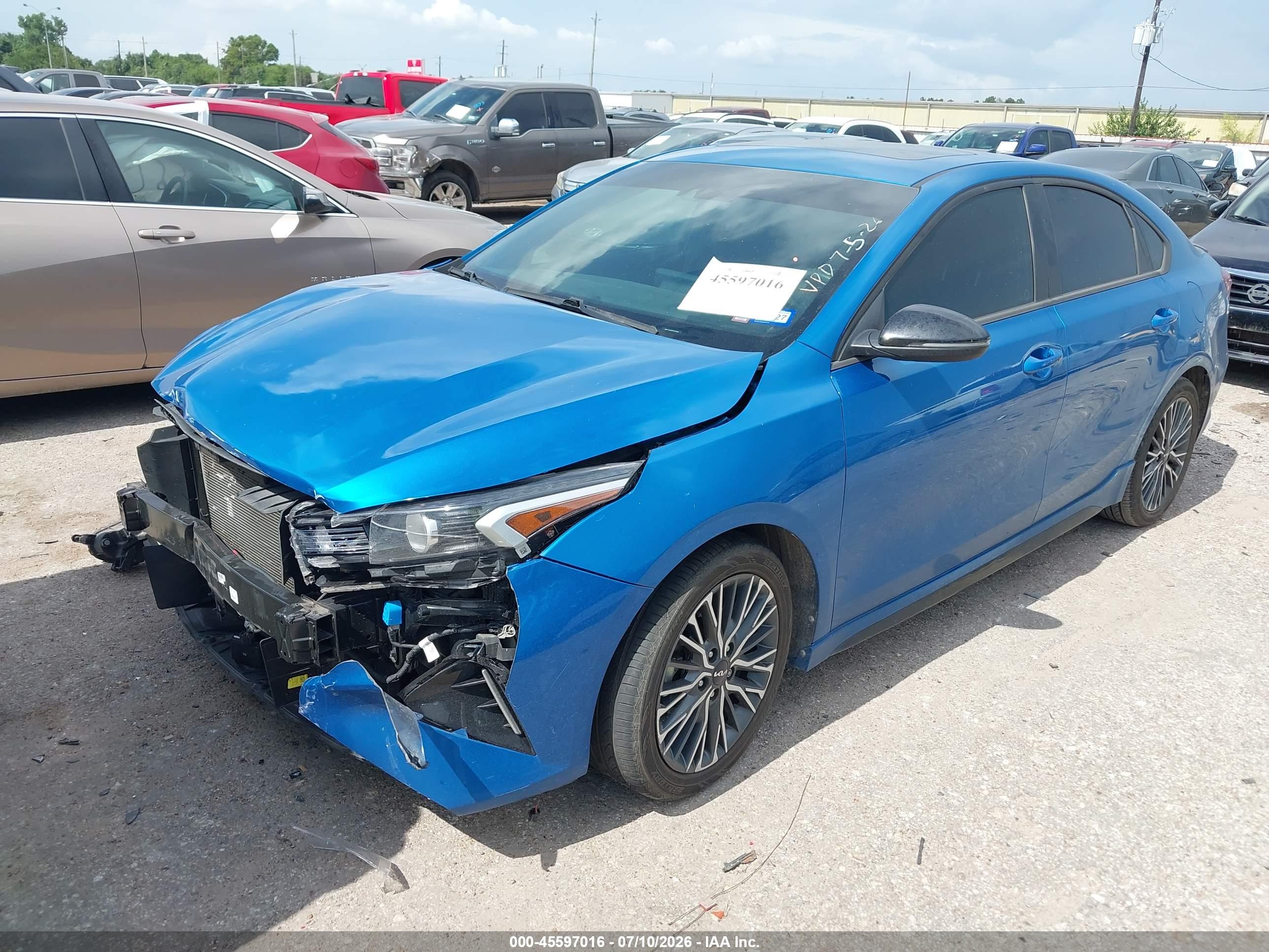 2023 KIA FORTE GT-LINE — I2