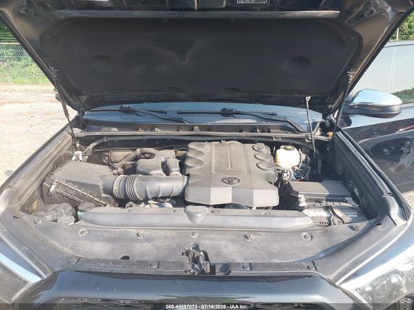 2018 TOYOTA 4RUNNER SR5