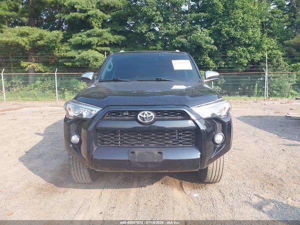 2018 TOYOTA 4RUNNER SR5