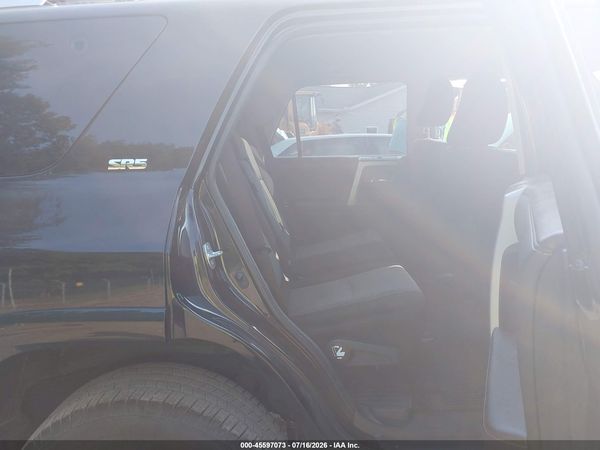2018 TOYOTA 4RUNNER SR5