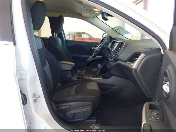 2018 JEEP CHEROKEE LATITUDE FWD