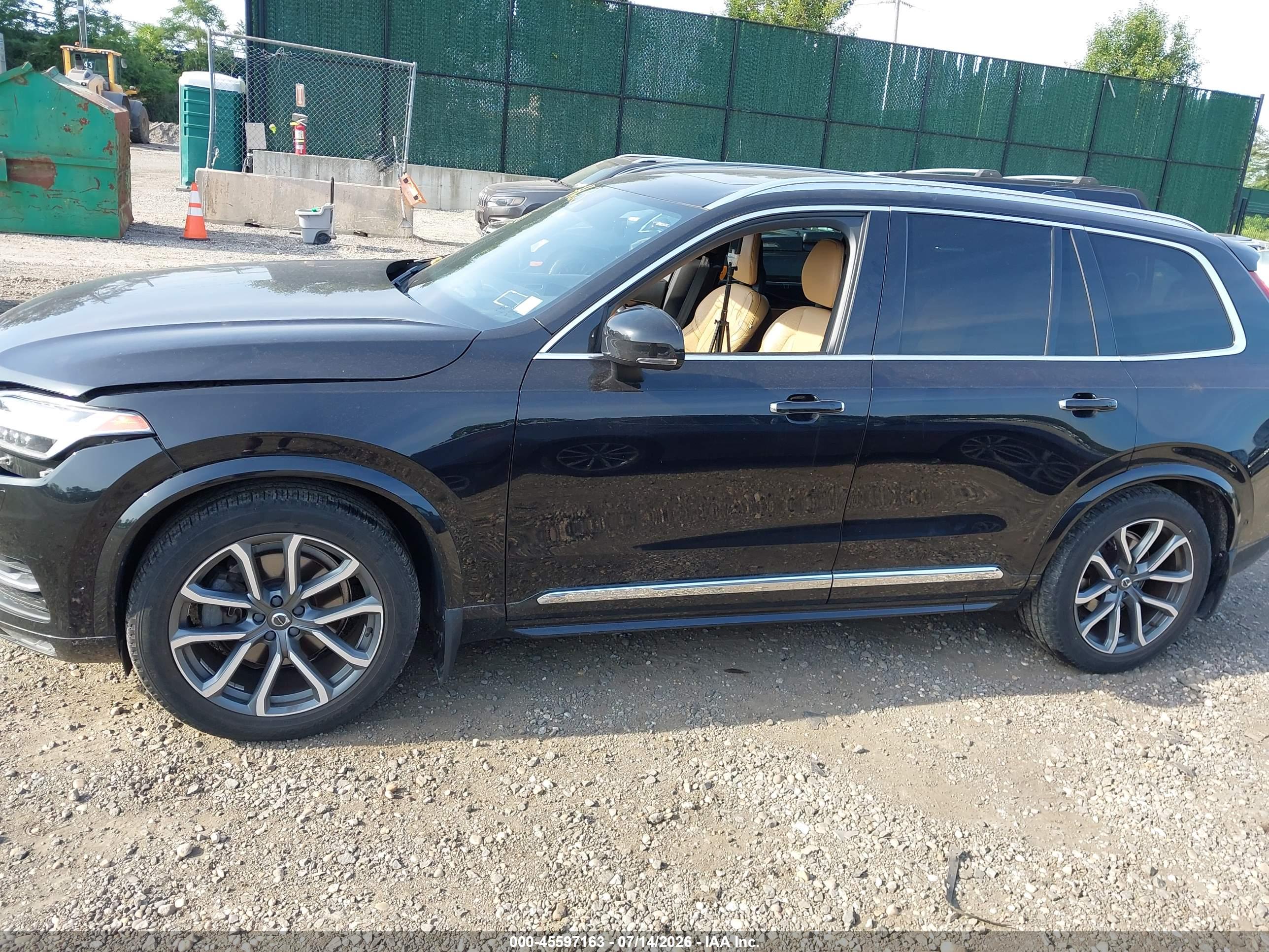 2017 VOLVO XC90 T6 INSCRIPTION