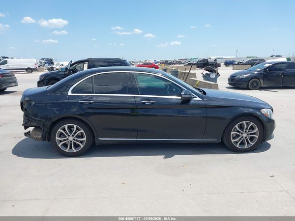 2016 MERCEDES-BENZ C 300 C300