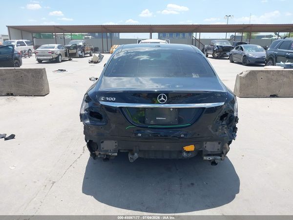 2016 MERCEDES-BENZ C 300 C300