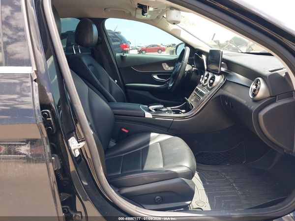 2016 MERCEDES-BENZ C 300 C300