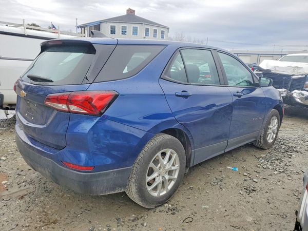2022 CHEVROLET EQUINOX LS