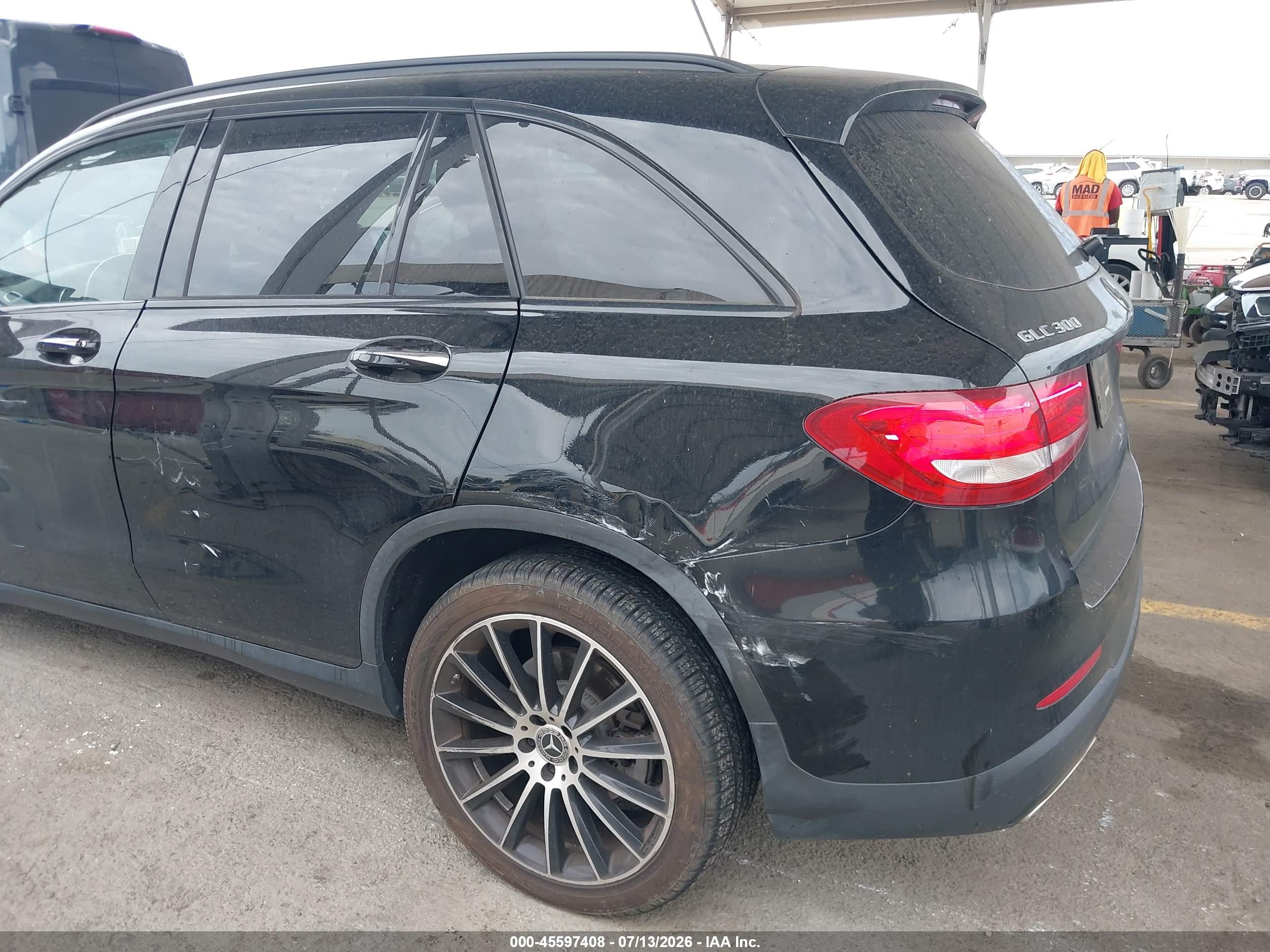 2018 MERCEDES-BENZ GLC 300 GLC300