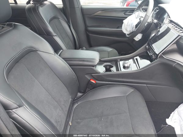 2025 JEEP GRAND CHEROKEE ALTITUDE X 4X2