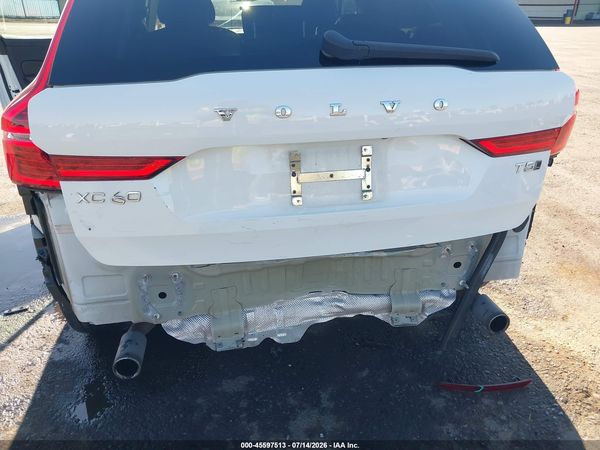 2019 VOLVO XC60 T5 MOMENTUM