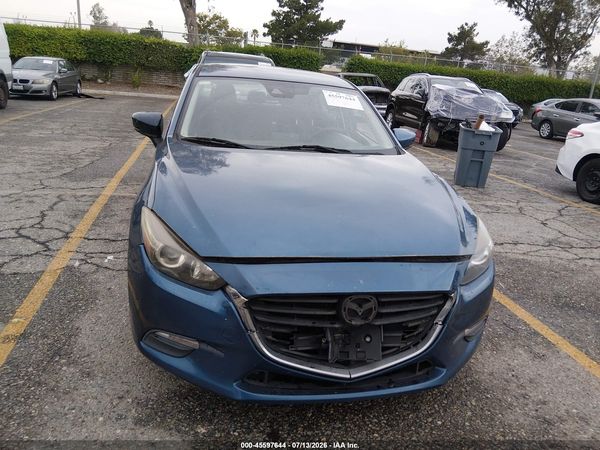 2017 MAZDA MAZDA3 TOURING