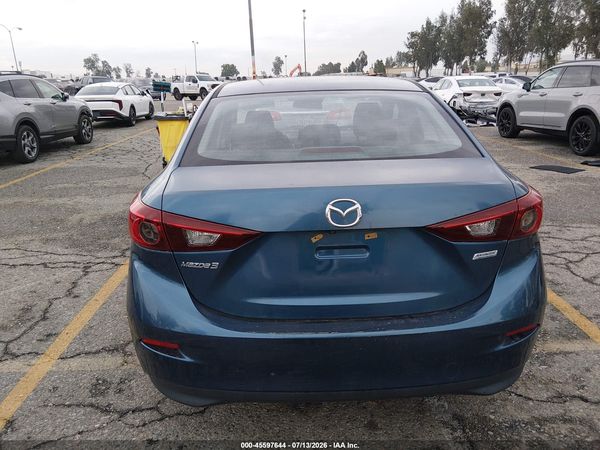 2017 MAZDA MAZDA3 TOURING