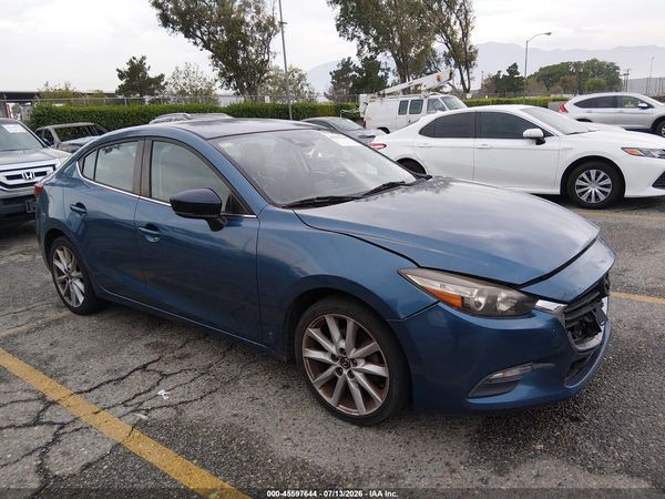 2017 MAZDA MAZDA3 TOURING
