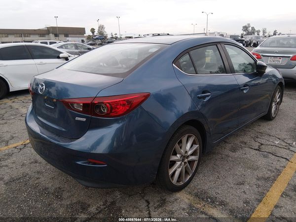 2017 MAZDA MAZDA3 TOURING