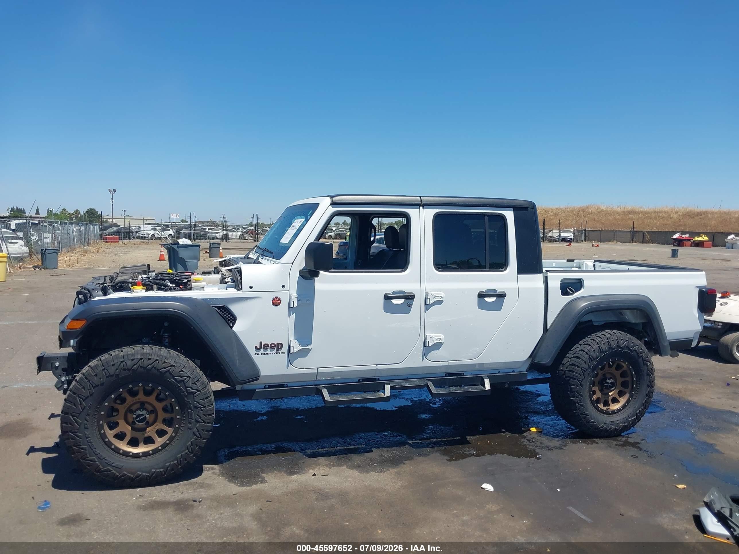 2023 JEEP GLADIATOR MOJAVE 4X4
