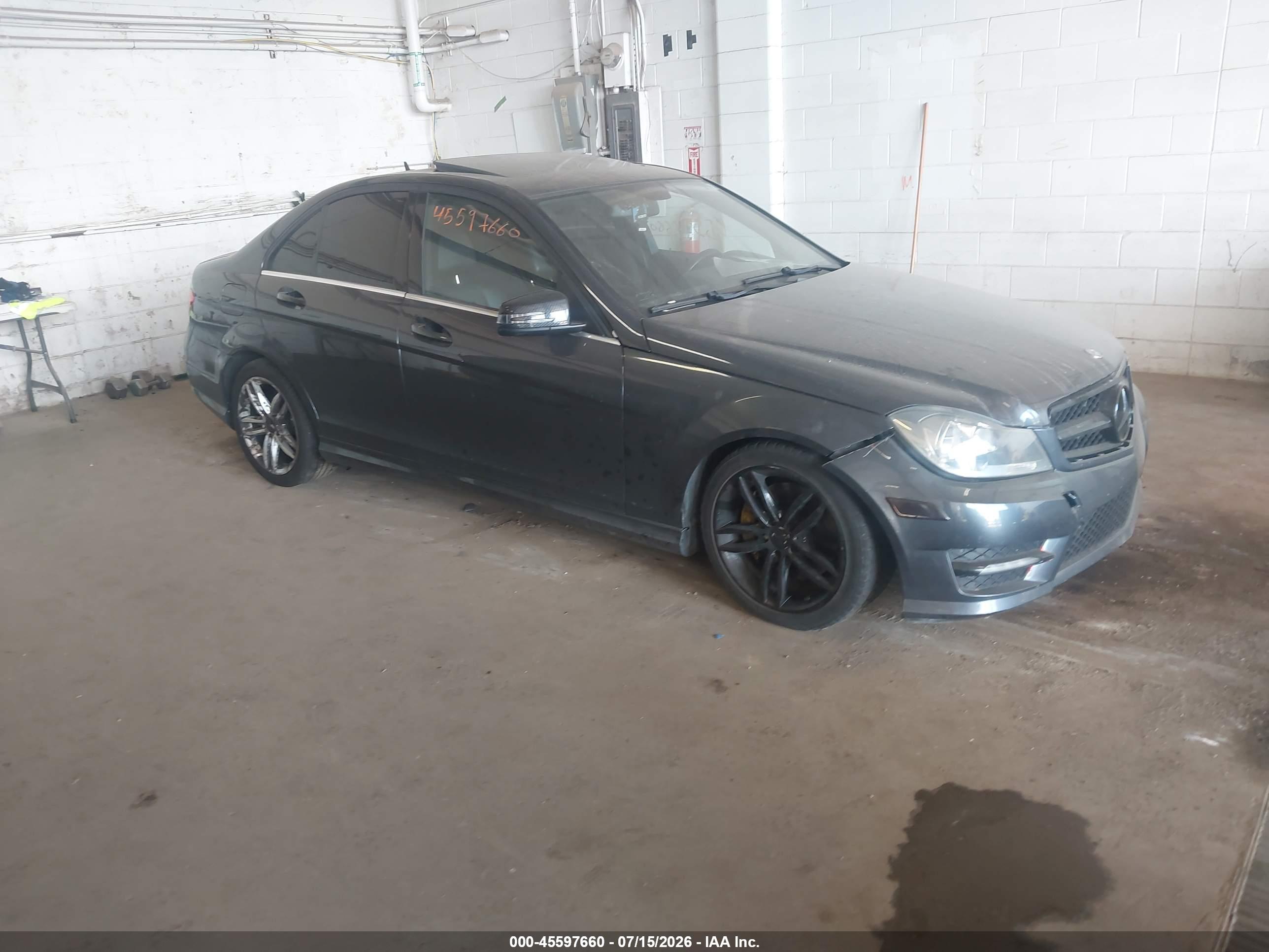 2013 MERCEDES-BENZ C 300 SPORT 4MATIC