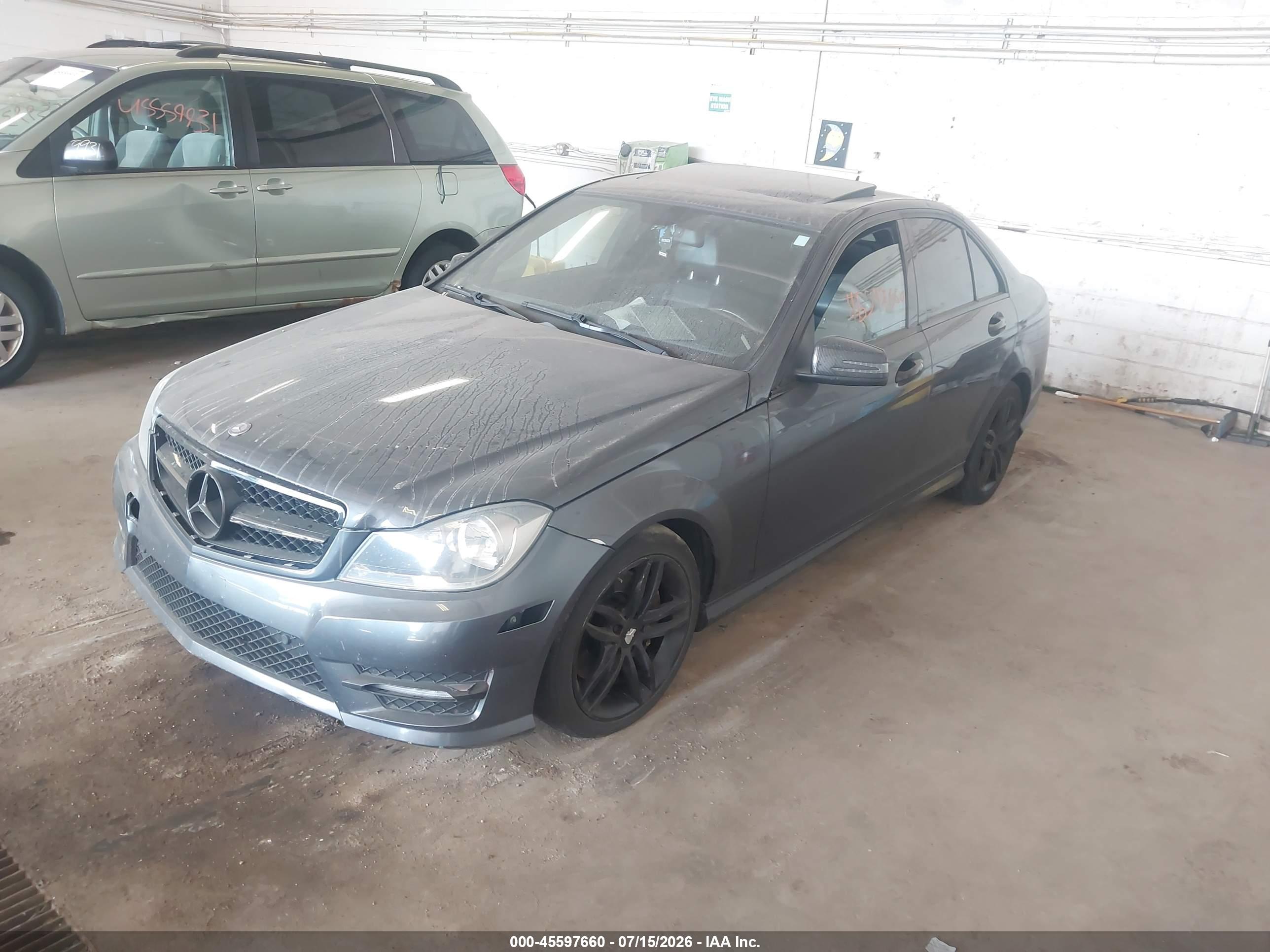 2013 MERCEDES-BENZ C 300 SPORT 4MATIC