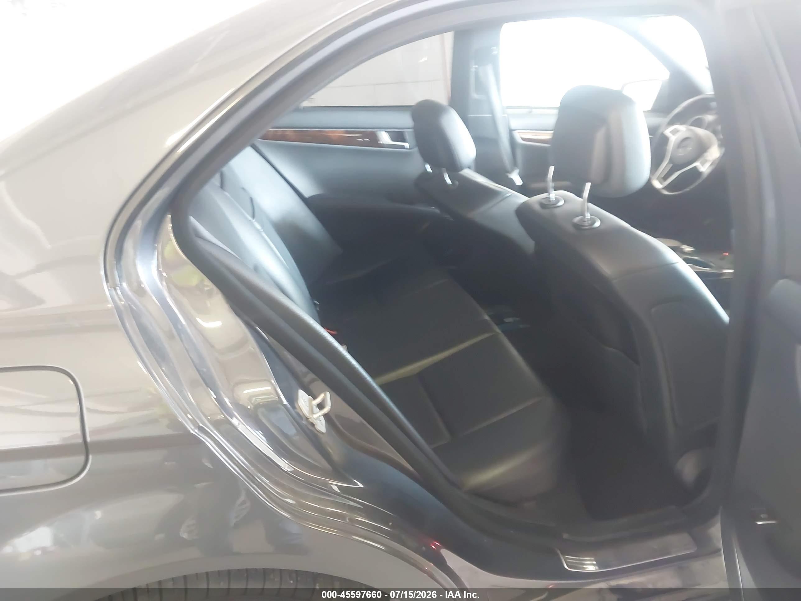 2013 MERCEDES-BENZ C 300 SPORT 4MATIC