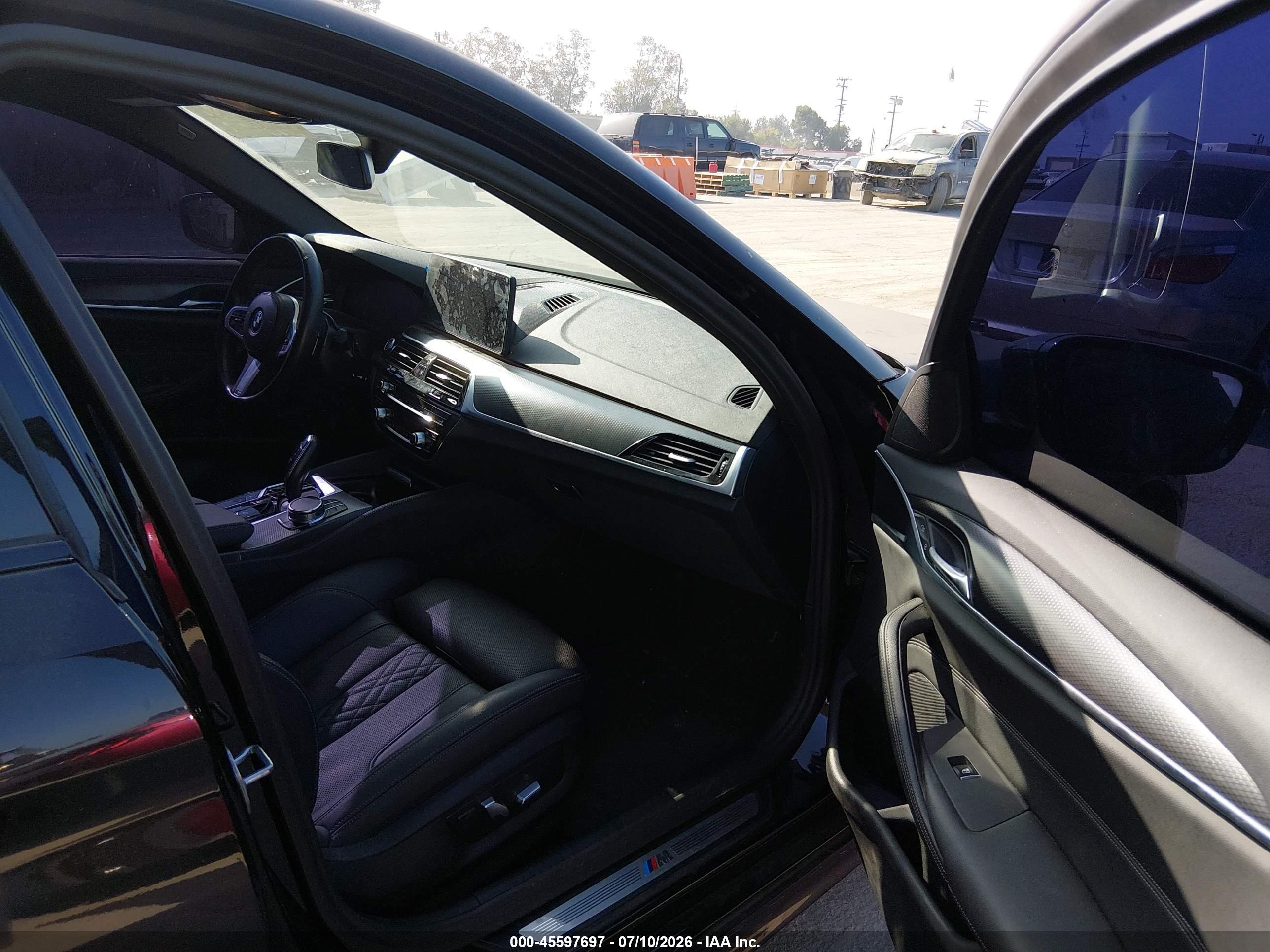 2023 BMW 530E