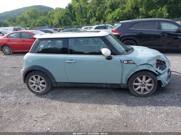 2012 MINI COOPER S