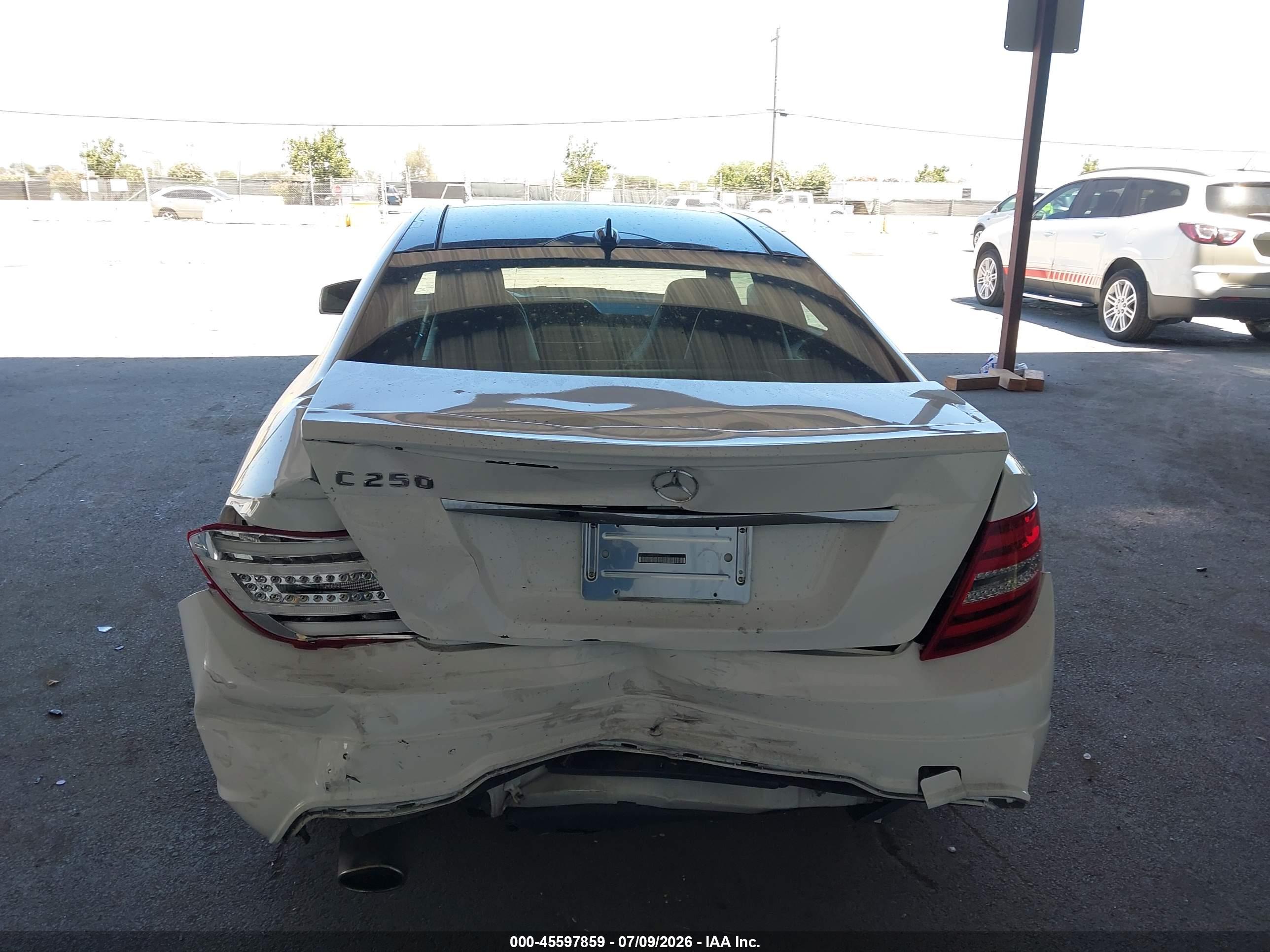 2013 MERCEDES-BENZ C 250 C250