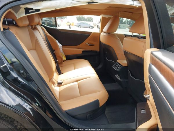 2025 LEXUS ES 300H 300h Premium