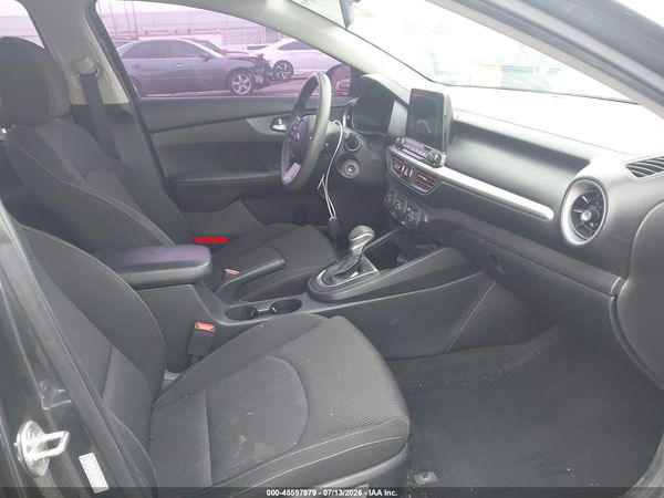 2021 KIA FORTE LXS