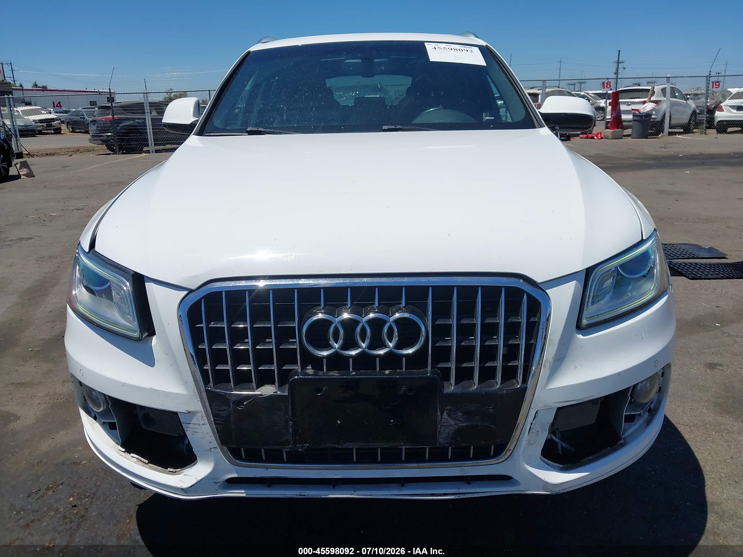 2017 AUDI Q5 quattro Premium Plus
