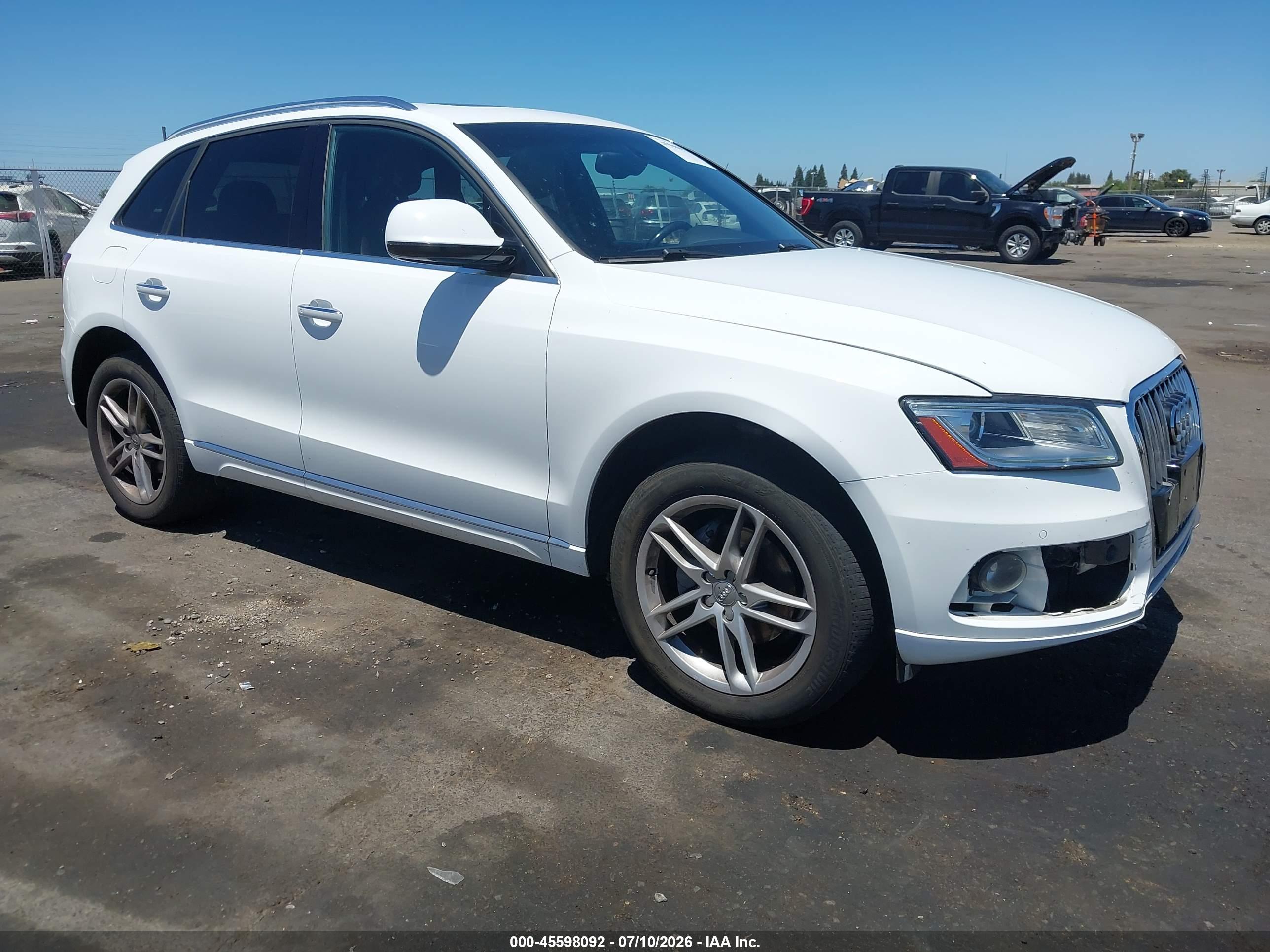 2017 AUDI Q5 quattro Premium Plus