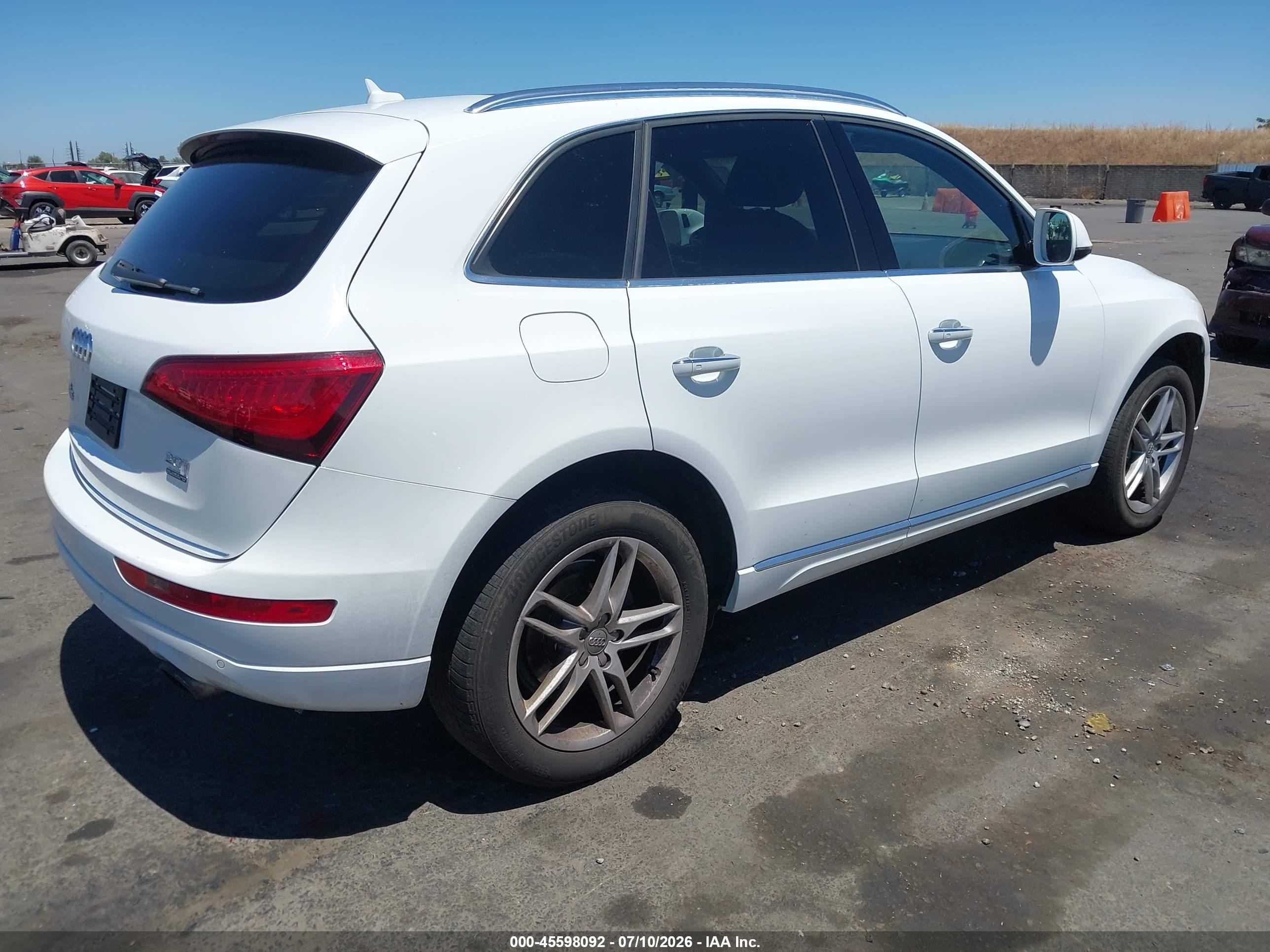 2017 AUDI Q5 quattro Premium Plus