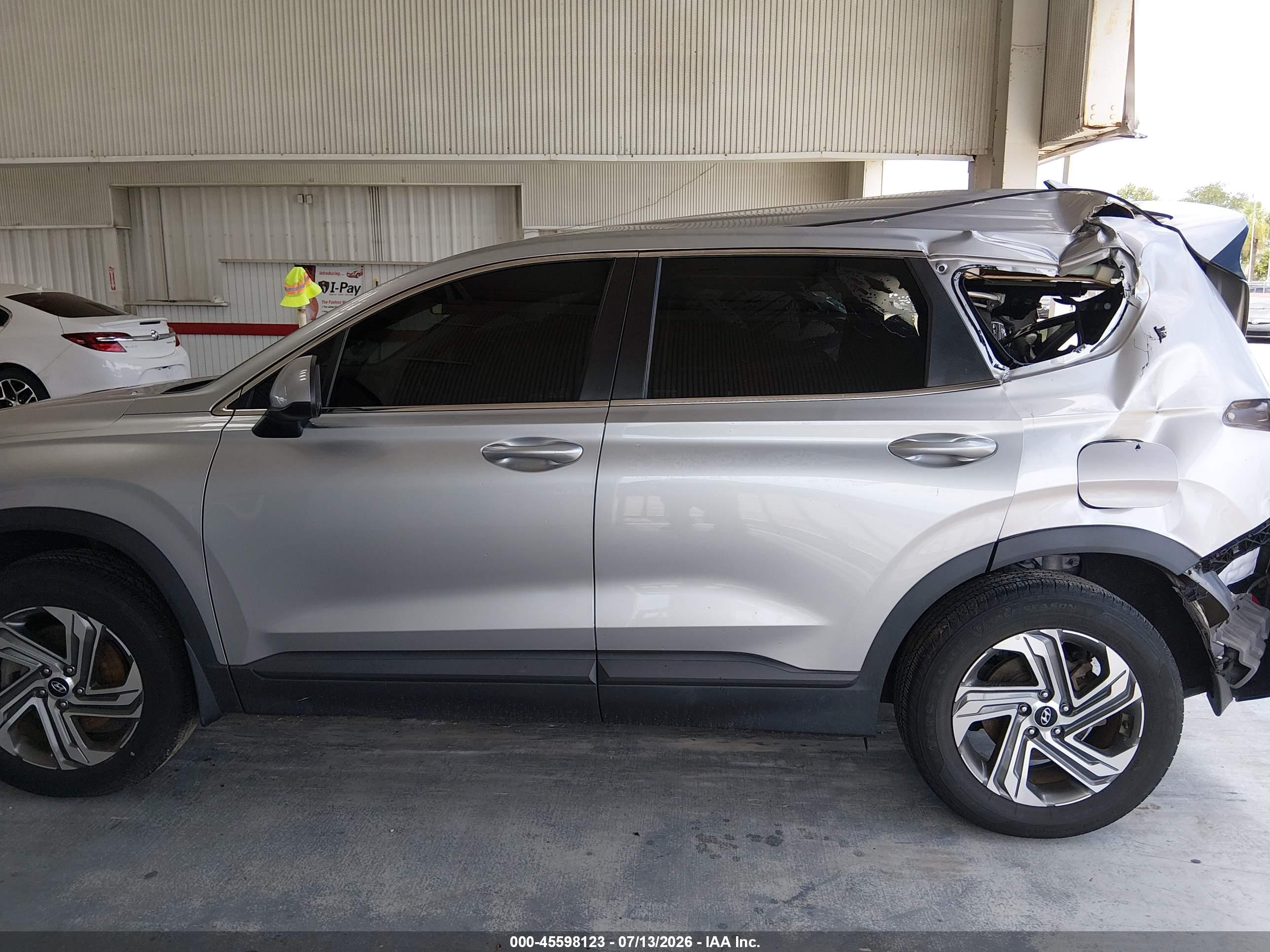 2021 HYUNDAI SANTA FE SE