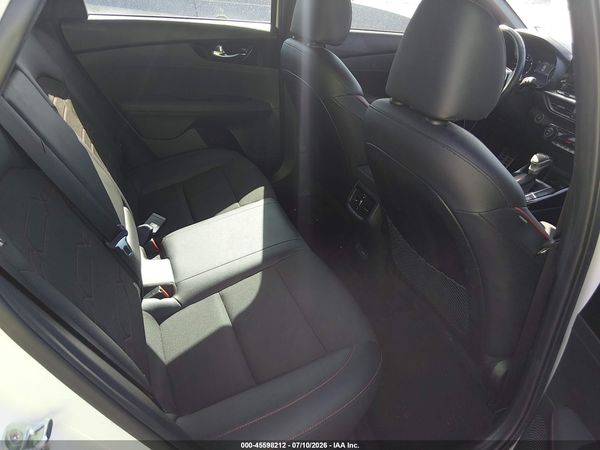2022 KIA FORTE GT