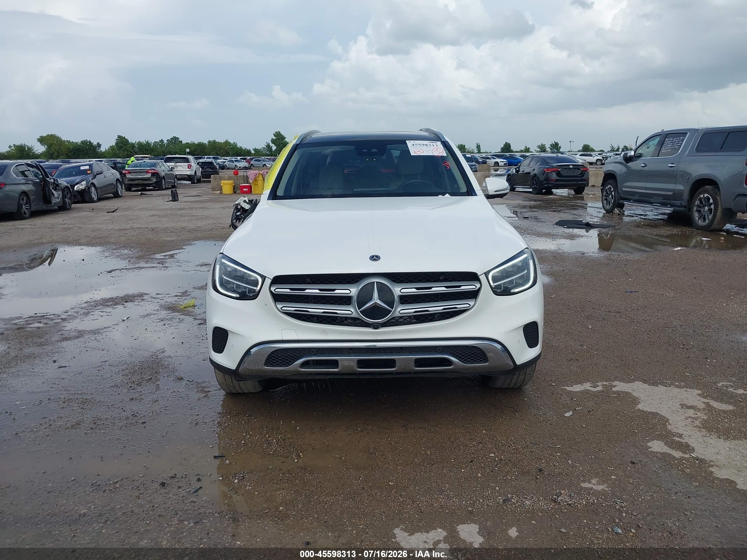 2021 MERCEDES-BENZ GLC 300 SUV