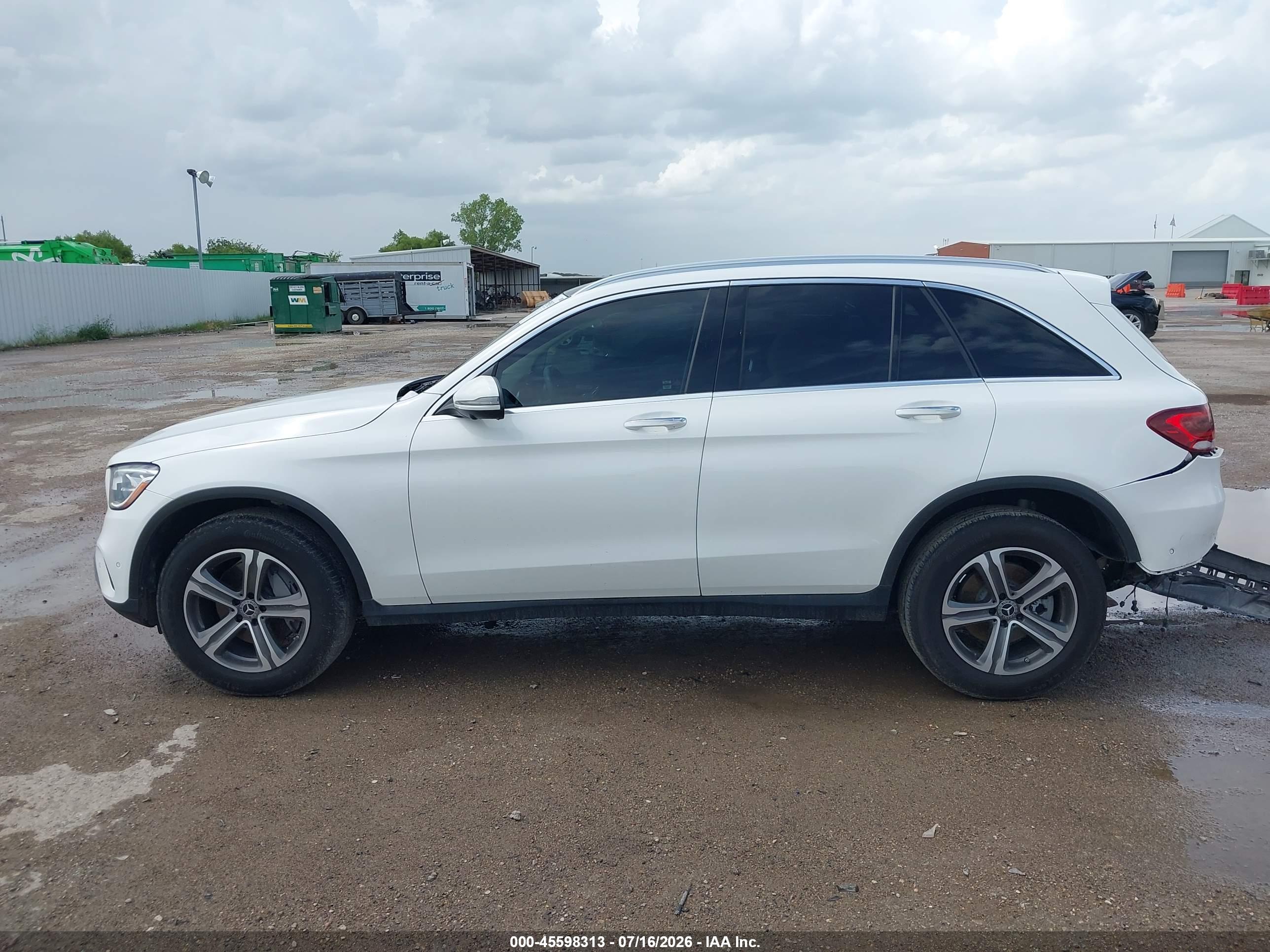 2021 MERCEDES-BENZ GLC 300 SUV