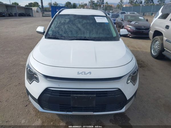 2024 KIA NIRO LX