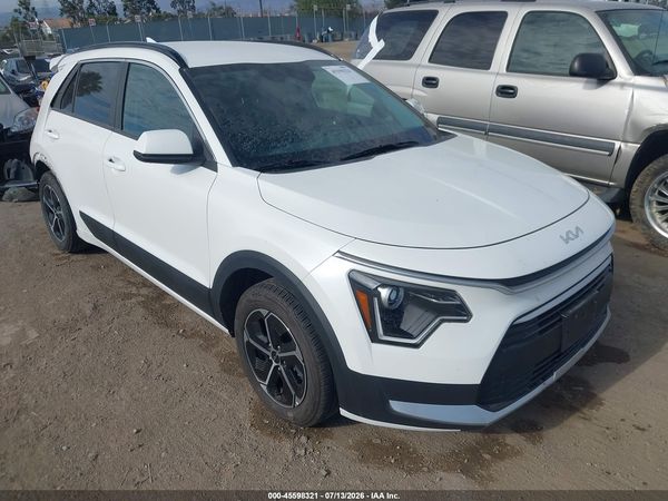 2024 KIA NIRO LX