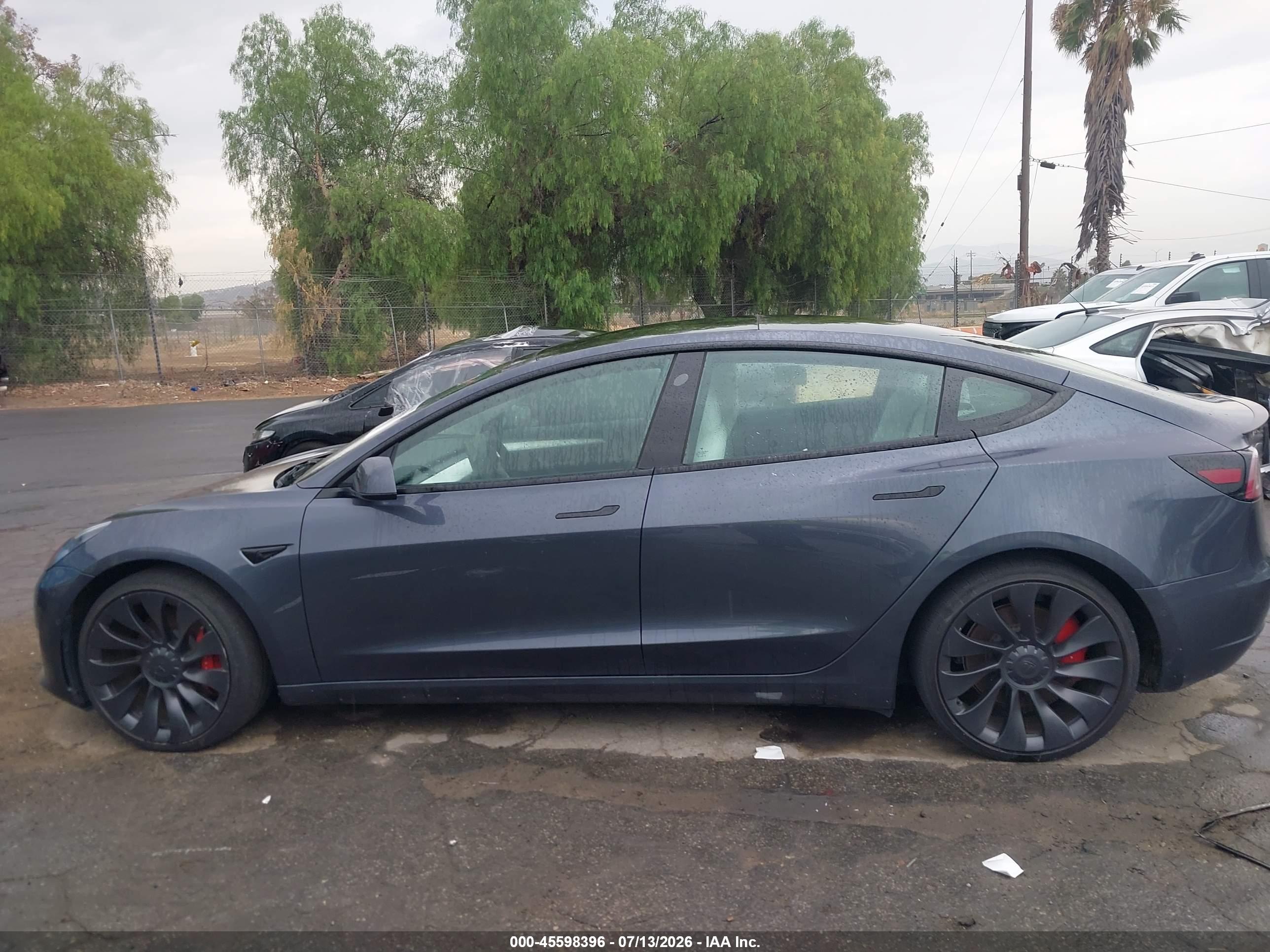 2022 TESLA MODEL 3