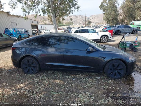 2025 TESLA MODEL 3