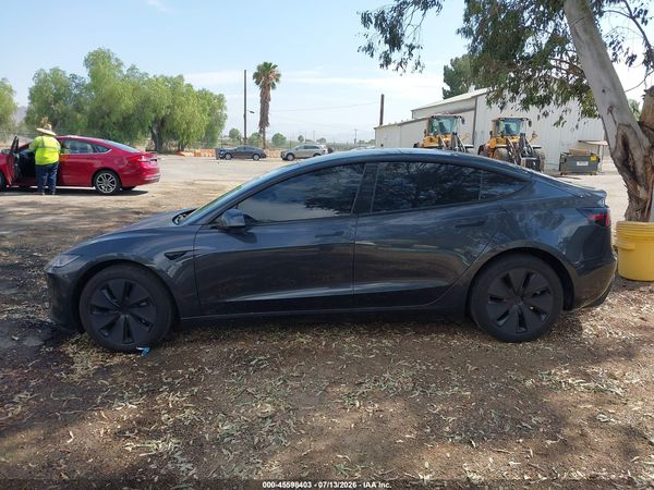 2025 TESLA MODEL 3