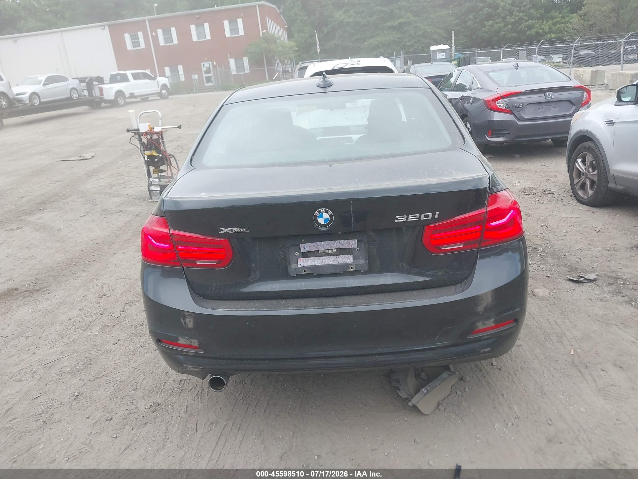 2018 BMW 320I XDRIVE