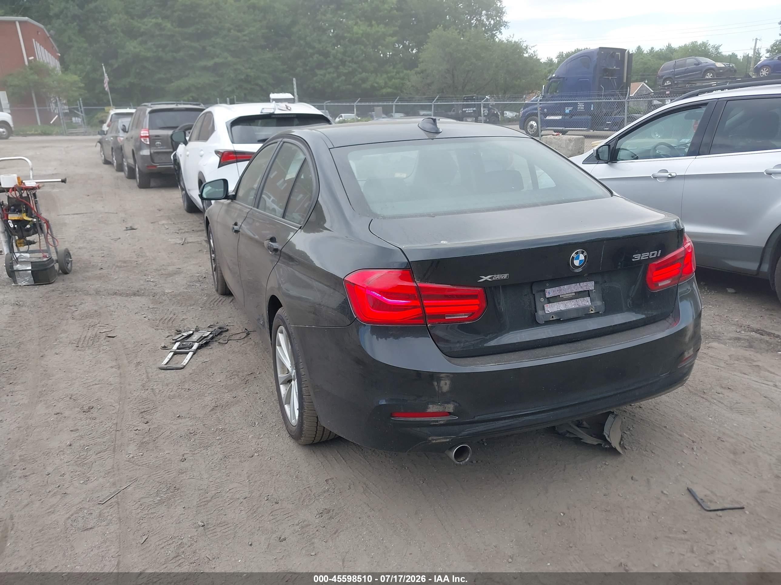 2018 BMW 320I XDRIVE
