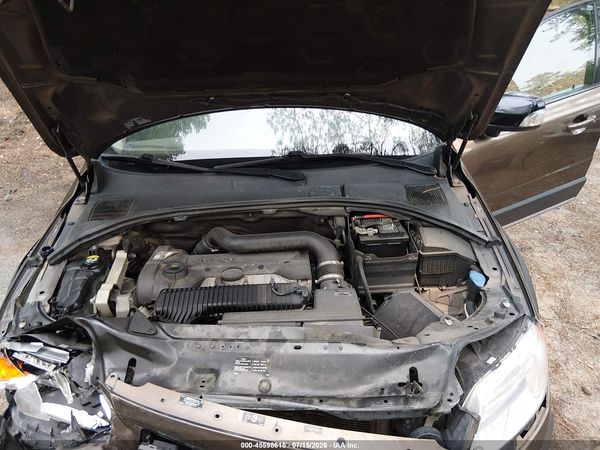 2016 VOLVO XC70 T5 PREMIER