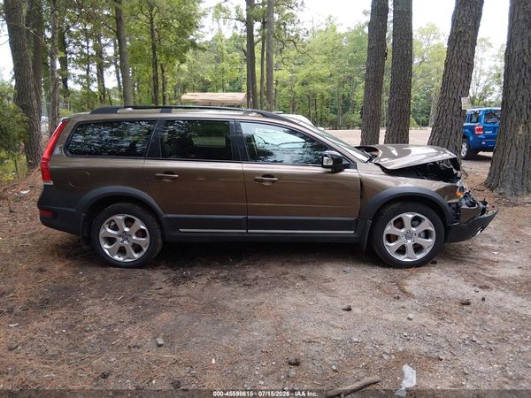 2016 VOLVO XC70 T5 PREMIER