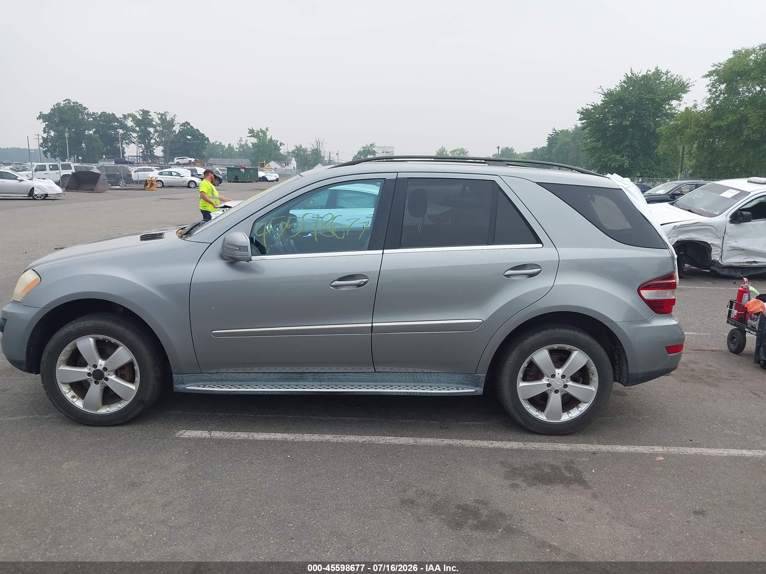 2011 MERCEDES-BENZ ML 350 ML350 4-MATIC