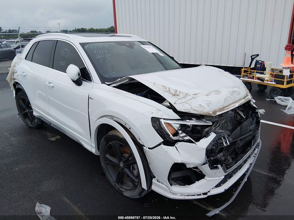 2021 AUDI Q3